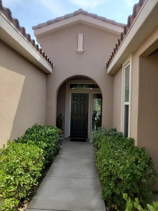Foto del edificio - 81865 Rustic Canyon Dr