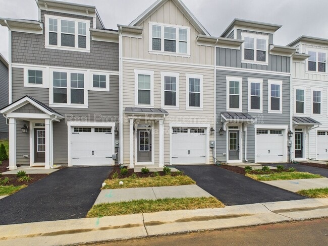Photo - 3483 Monterey Dr Townhome