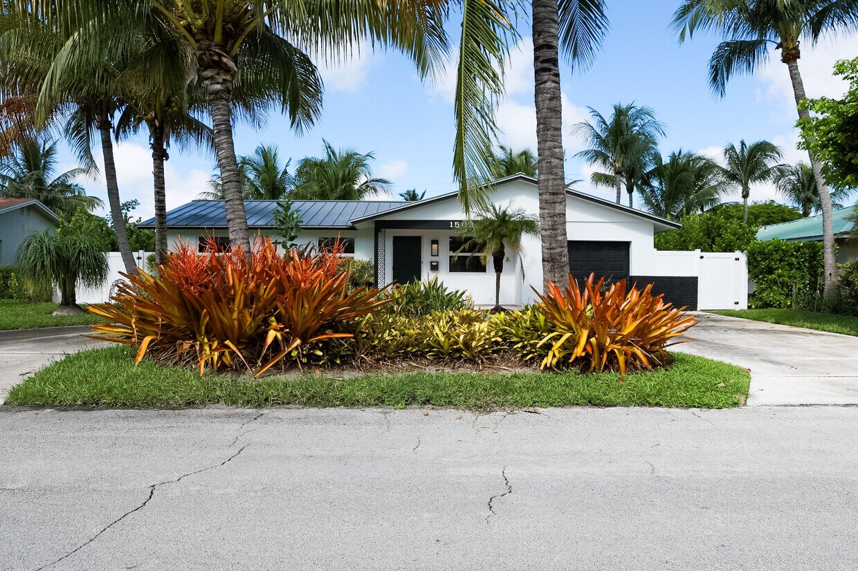 Primary Photo - 1502 NW 4th Ave