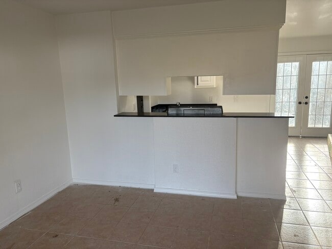 Foto del edificio - 16376 Hamestring Rd