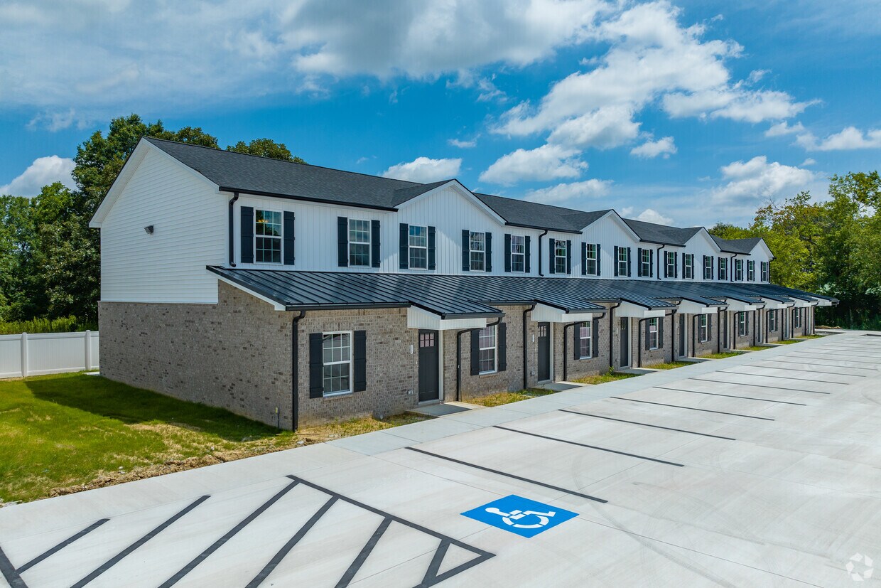 Legacy Townhomes Townhomes for Rent Manchester, TN