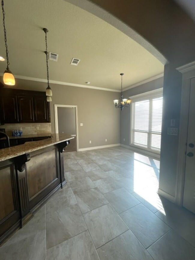 Foto del edificio - 7343 Kingsport Ln