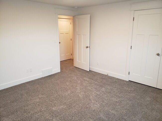 Bedroom - 1641 N 600 E
