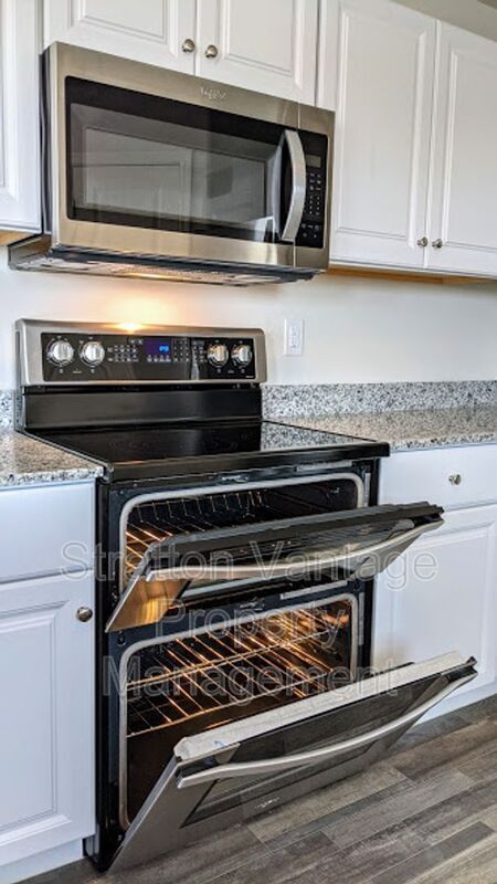 Building Photo - 317 E Bobcat Pl