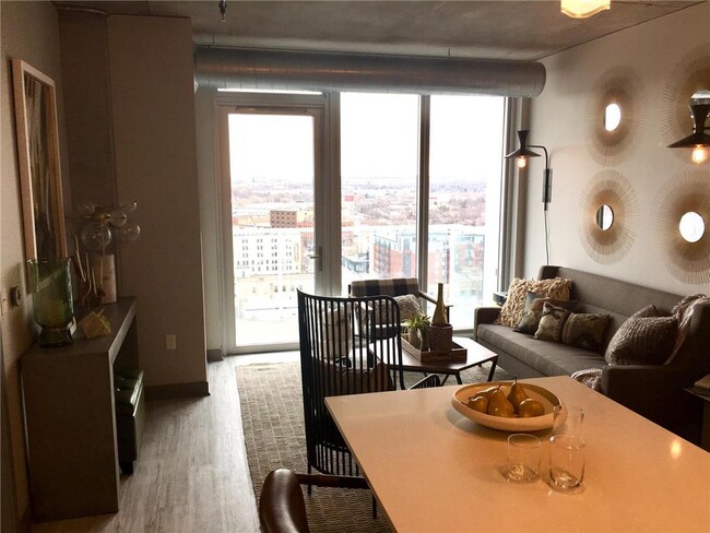 Foto del edificio - 315 1st Ave NE