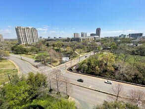 Building Photo - 3225 Turtle Creek Blvd