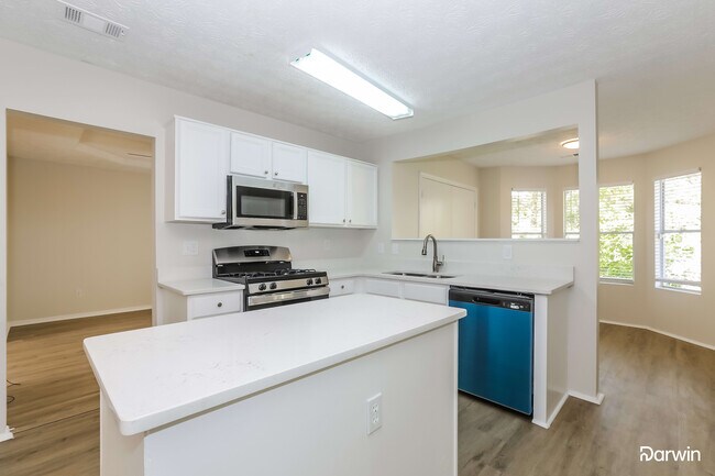 Building Photo - 593 Lone Oak Dr, Lithonia, GA 30058