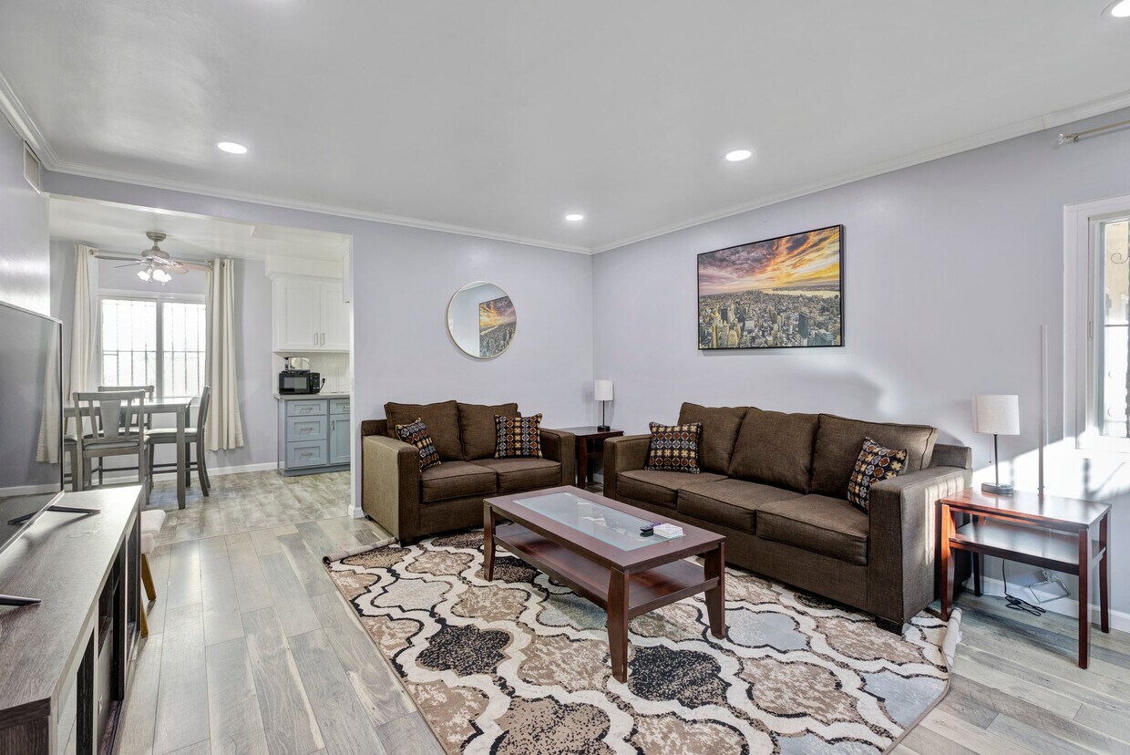 Foto principal - 721 Larch St
