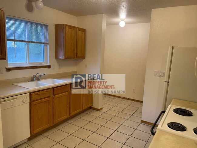 Foto del edificio - Nice 2 Bedroom Near NNU and Downtown Nampa!