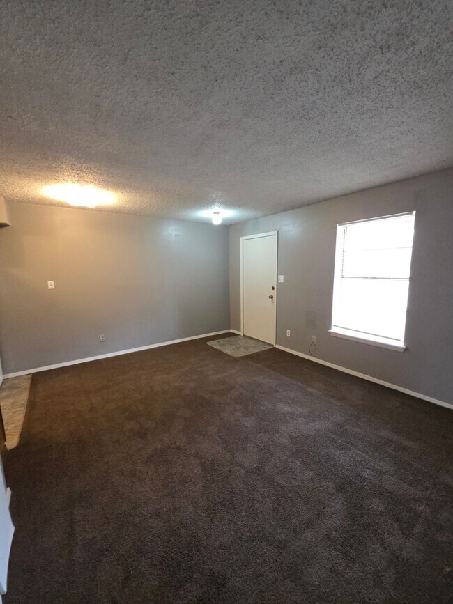 Foto del edificio - 218 Sequoyah Way