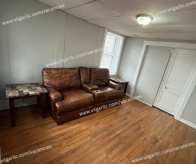 Foto del edificio - 658 Connecticut St