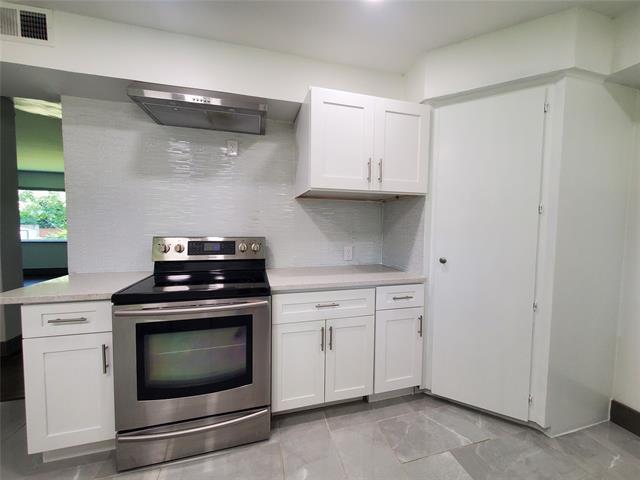 Foto del edificio - 1227 Elmwood Dr