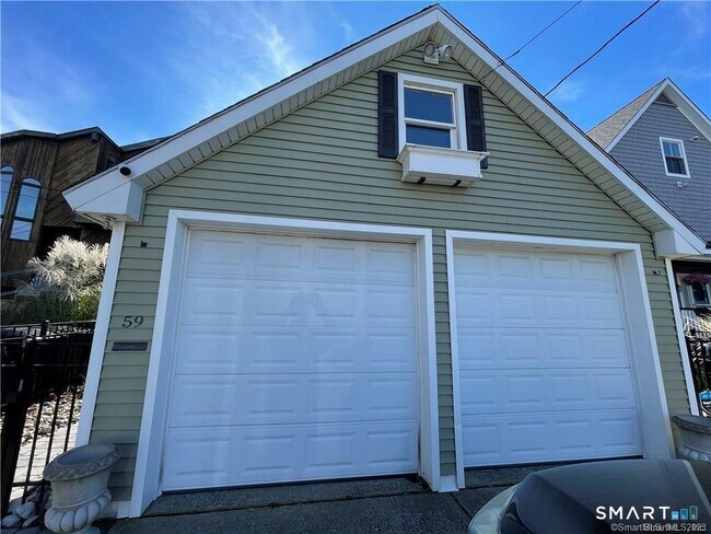Building Photo - 59 Melba St
