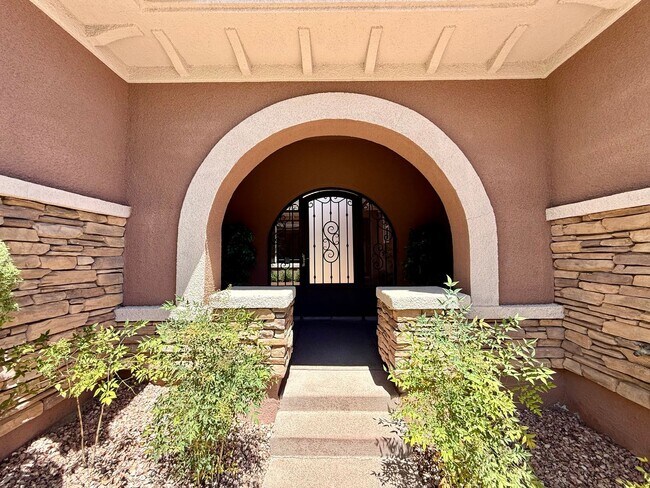 Building Photo - 4/BD 3.5/BA Desirable Vistas Community Hom...