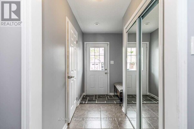 Building Photo - 14 Butterworth Rd