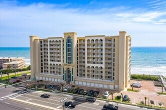 Building Photo - 1025 Jimmy Buffett Mem Hwy