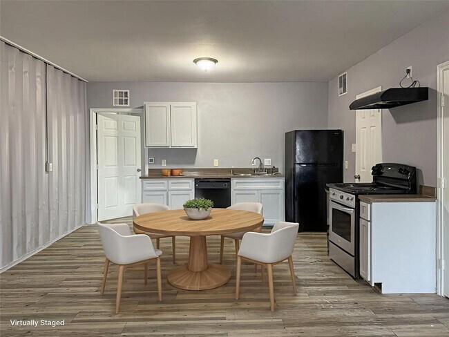 Foto del edificio - 3826 Lehall St