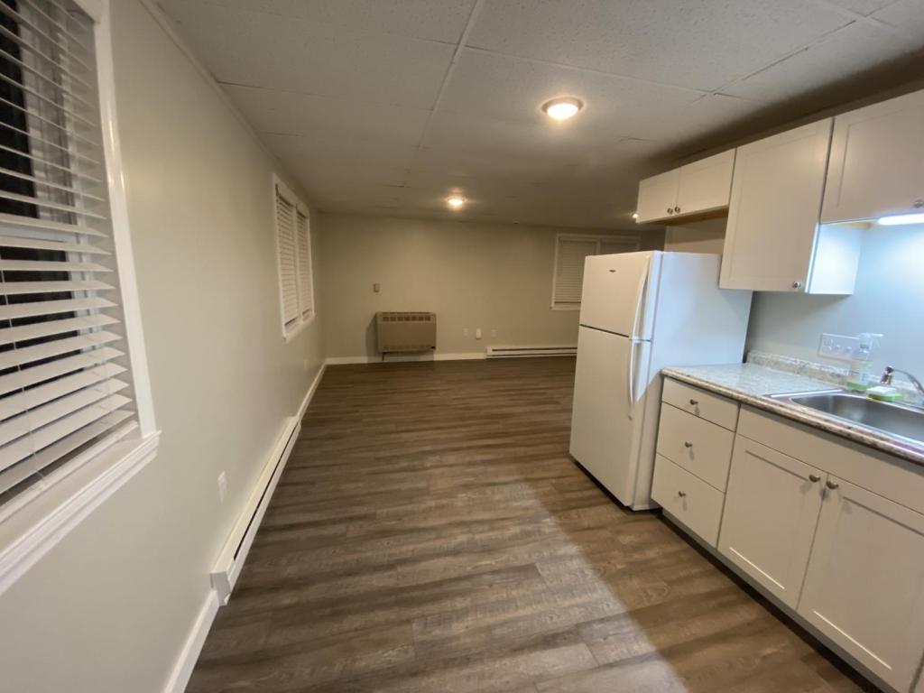 Foto principal - 95 E Main St