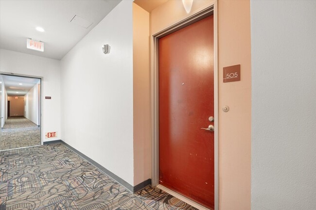 Building Photo - 285 W 6th St