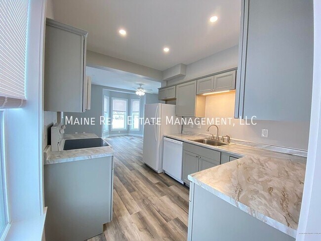 Foto del edificio - 318 Essex St