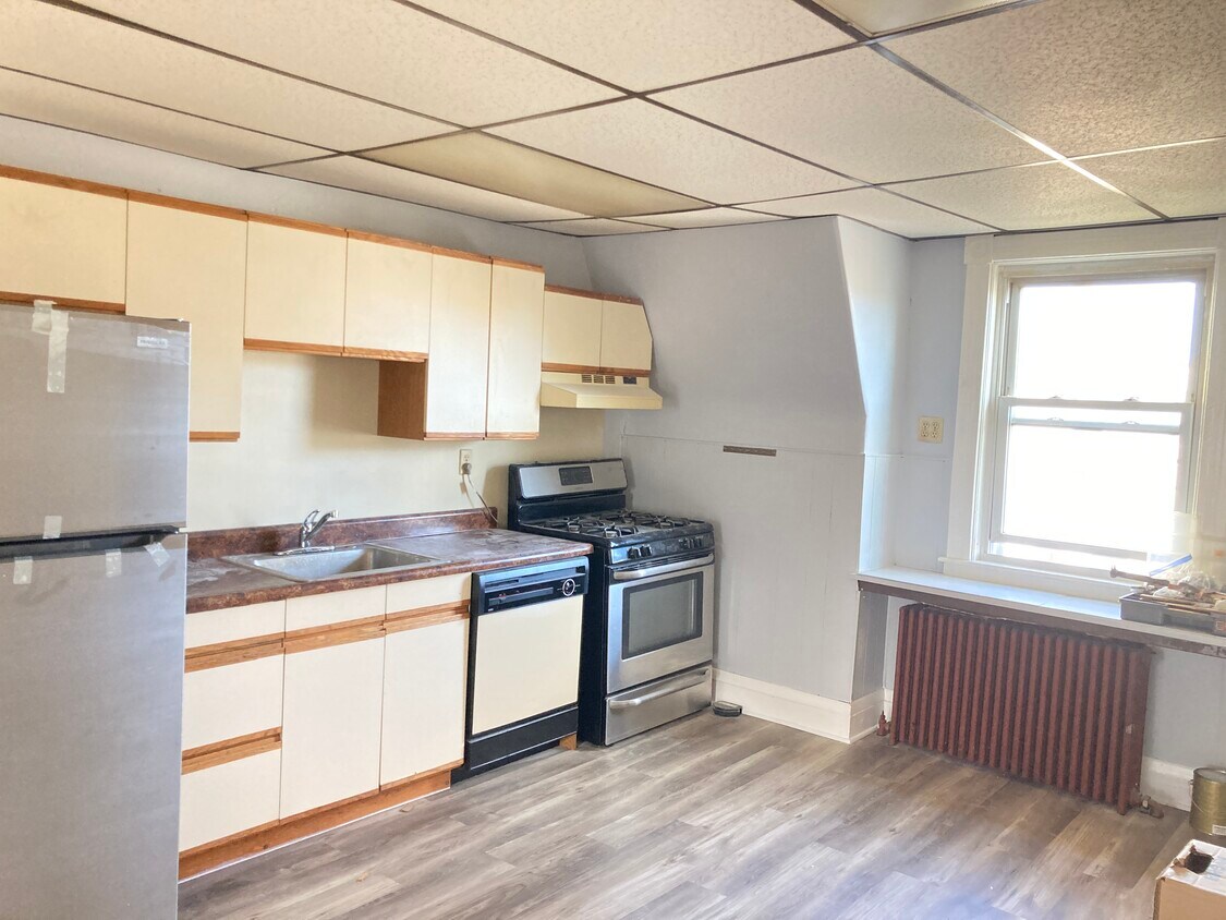 135 E Squantum St Unit 2, Quincy, MA 02171 Apartments in Quincy, MA