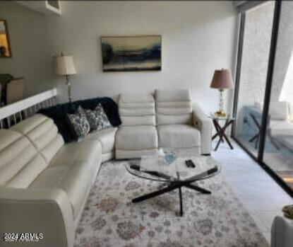 Foto del edificio - 10055 E Mountainview Lake Dr