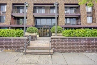209-33 26th Ave