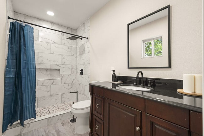 Building Photo - 1307 Diplomat Way