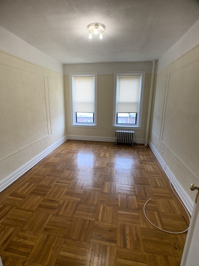 Building Photo - 1115 63rd St