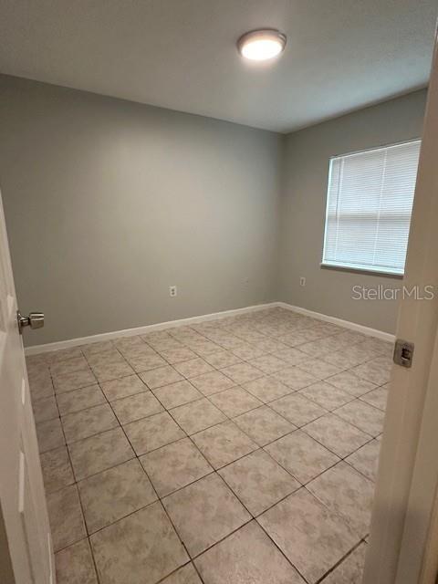 Foto del edificio - 10405 N Jasmine Ave