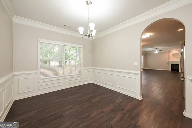 Building Photo - 1509 Warwick Way SE