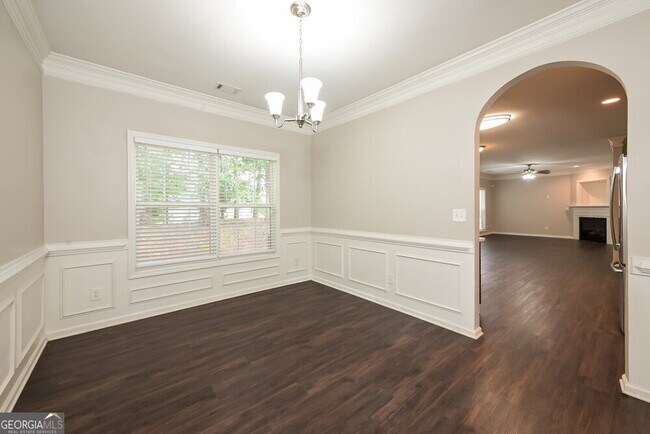 Foto del edificio - 1509 Warwick Way SE