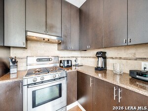 Foto del edificio - 610 E Market St