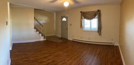 Building Photo - 2312 Grove Rd