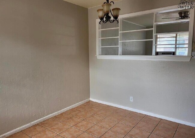 Foto del edificio - 1408 Deville St