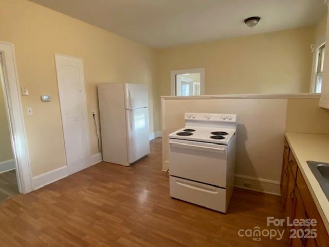 Building Photo - 138 1545