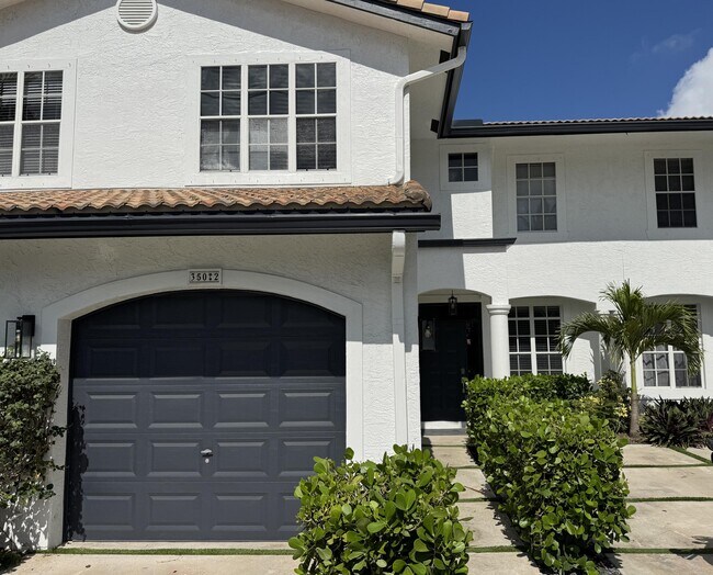 Foto del edificio - 350 SW 8th St