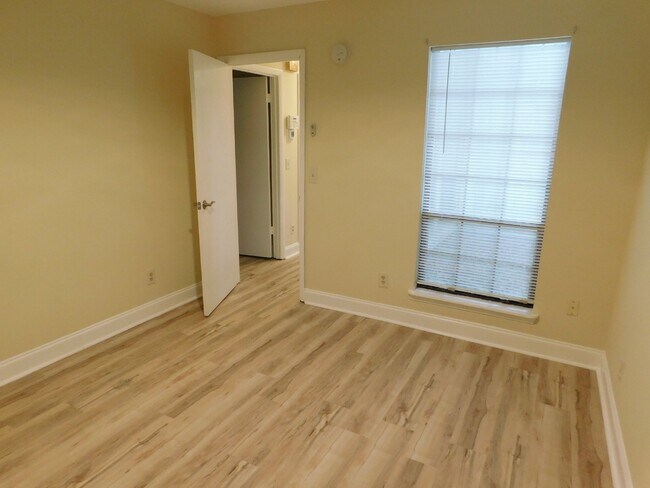 Building Photo - 112 Brookhaven Circle Warner Robins, GA 31093