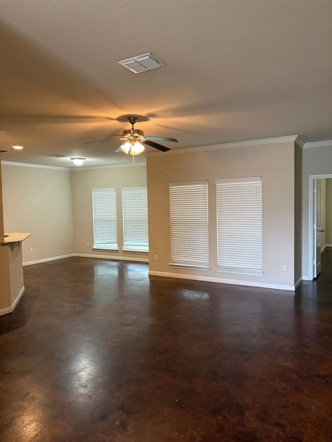 Building Photo - China Spring ISD Duplex