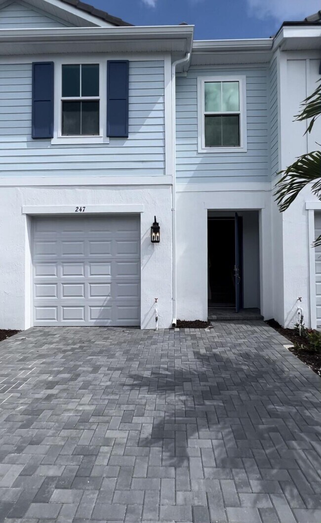 Foto del edificio - 247 Preserve Trl N