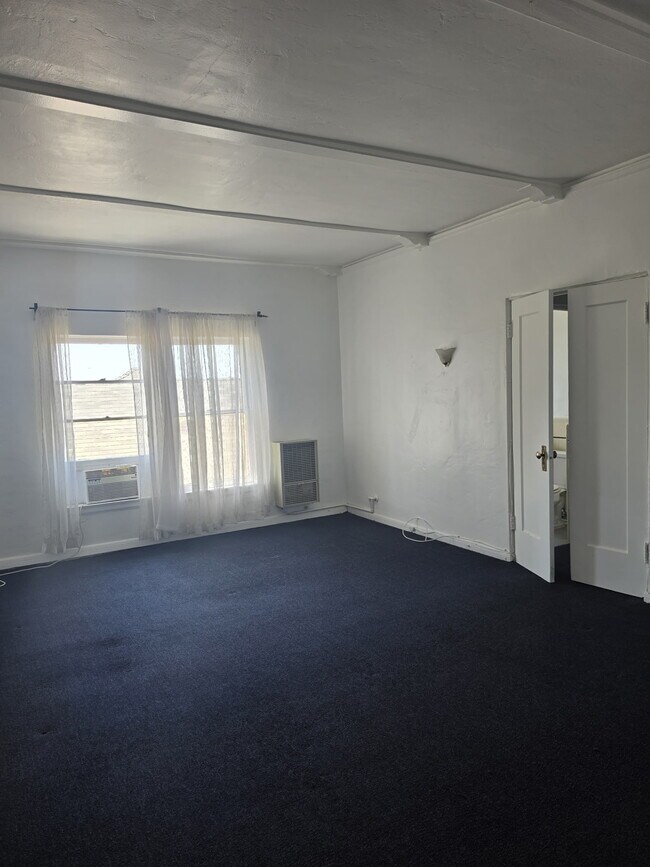 Foto del edificio - Horton Hall- All Utilities Included