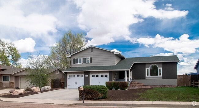 Building Photo - 6965 Sugar Creek Cir