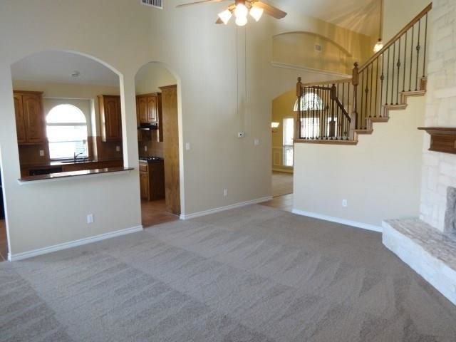 Building Photo - 2303 Sparrow Dr