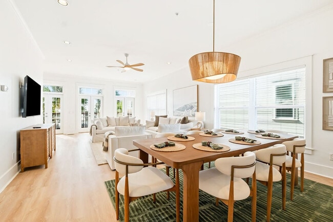 Foto del edificio - 22022 Front Beach Rd