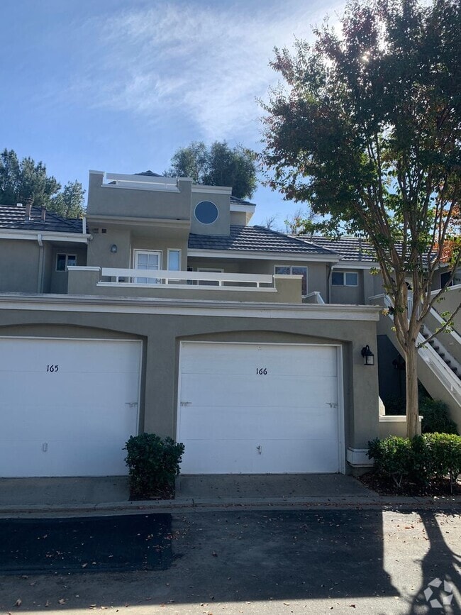 Building Photo - 23951 Arroyo Park Dr