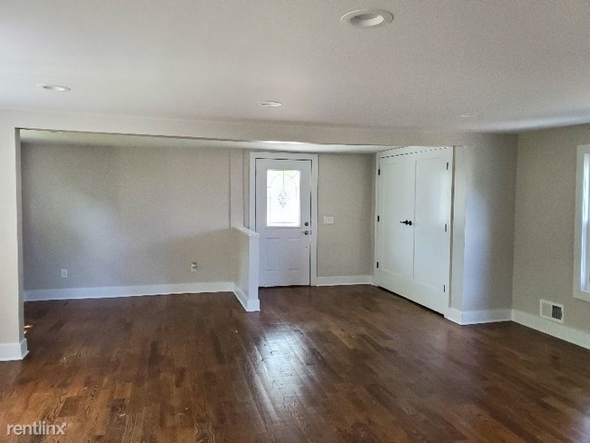 Building Photo - 4 br, 2 bath House - 605 ocean gate ave