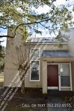 Building Photo - 5252 SW 21st Pl