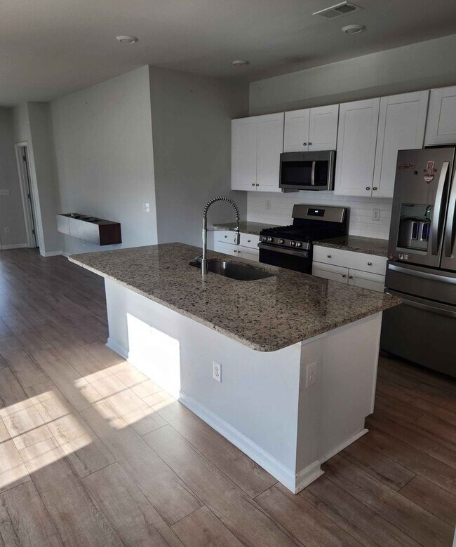 Foto del edificio - 251 Timber Oaks Dr