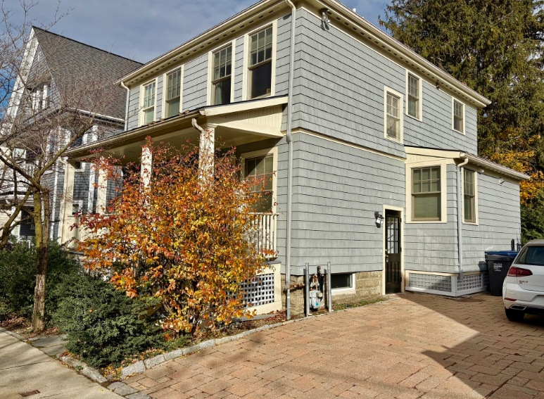 Primary Photo - 7 Standish St