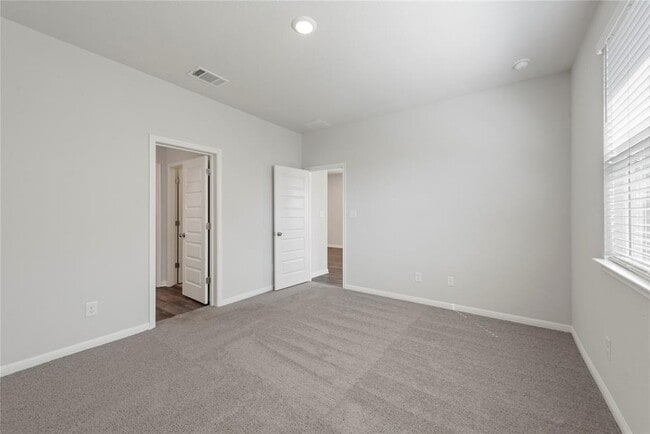 Building Photo - 1212 Wild Leaf Wy